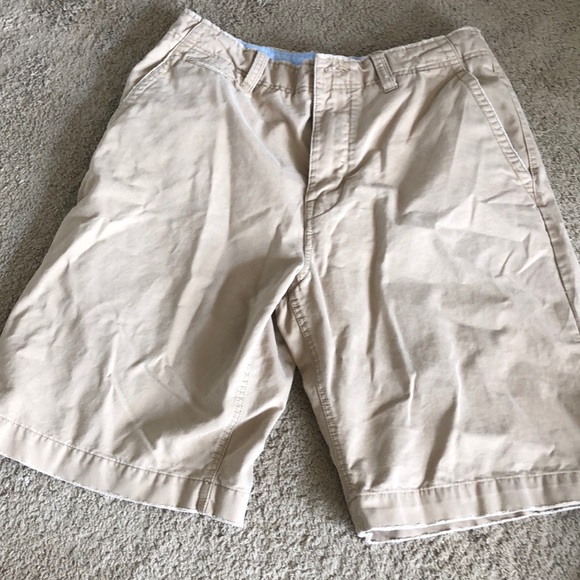 distressed khaki shorts